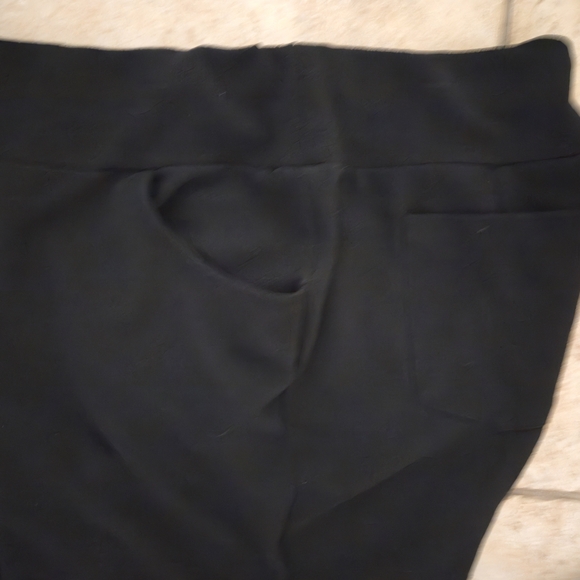 SHEIN Classic Black Straight Leg Pants - Picture 5 of 6